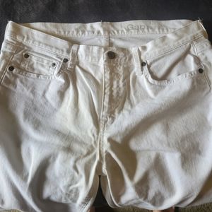 Gap 1969 girlfriend jeans white